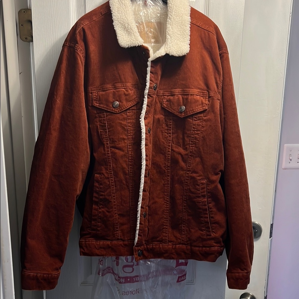 GAP Men's Rust Jacket with Sherpa Lining
